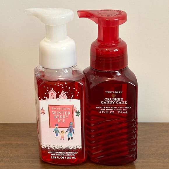 2 BATH AND BODY WORKS AND WHITE BARN FOAMING HAND SOAPS - Picture 2 of 3